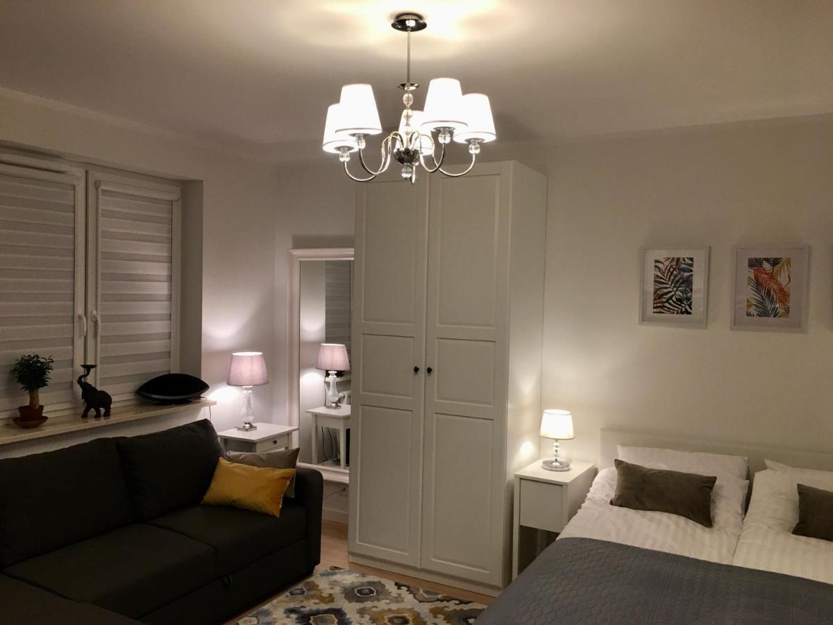 Apartament Flora Deluxe Naswietlanie Uv เบียวิสตอก ภายนอก รูปภาพ