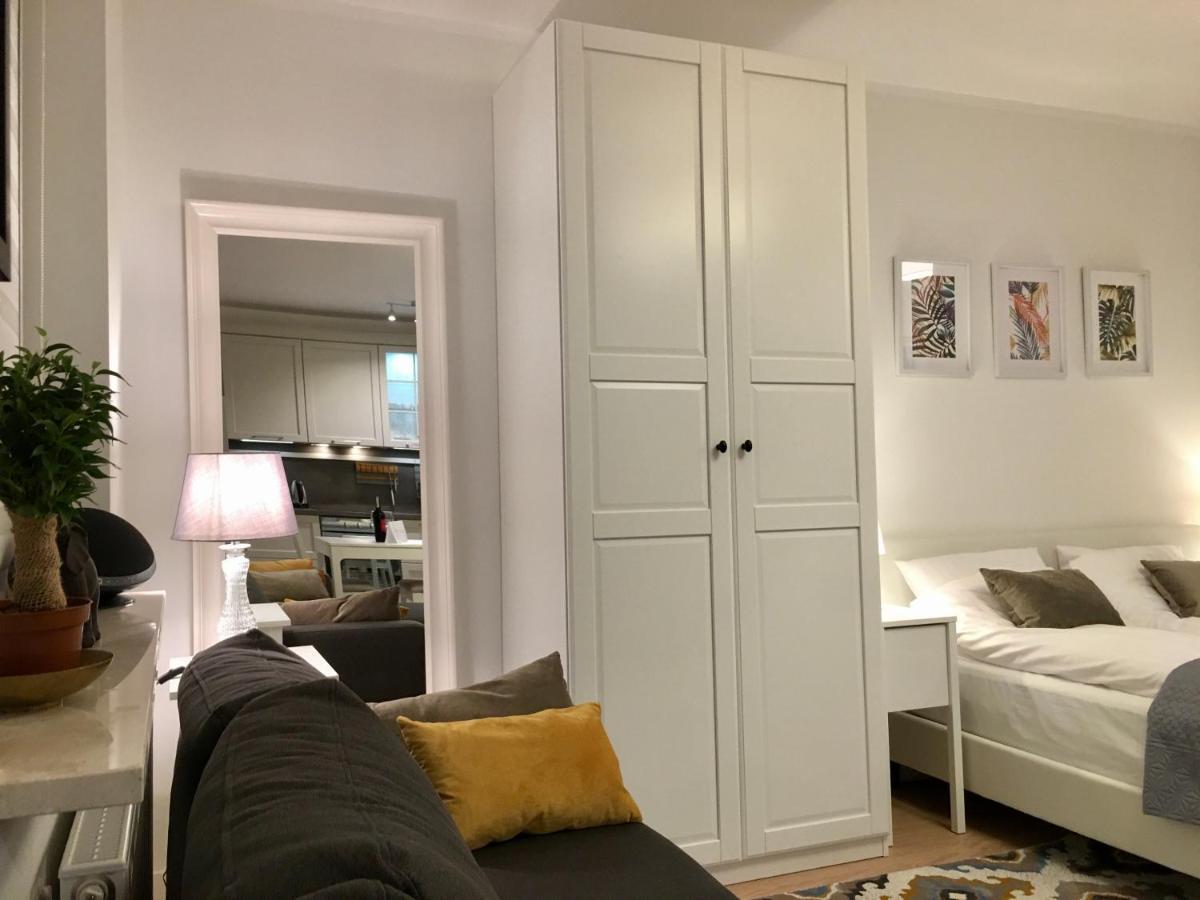 Apartament Flora Deluxe Naswietlanie Uv เบียวิสตอก ภายนอก รูปภาพ
